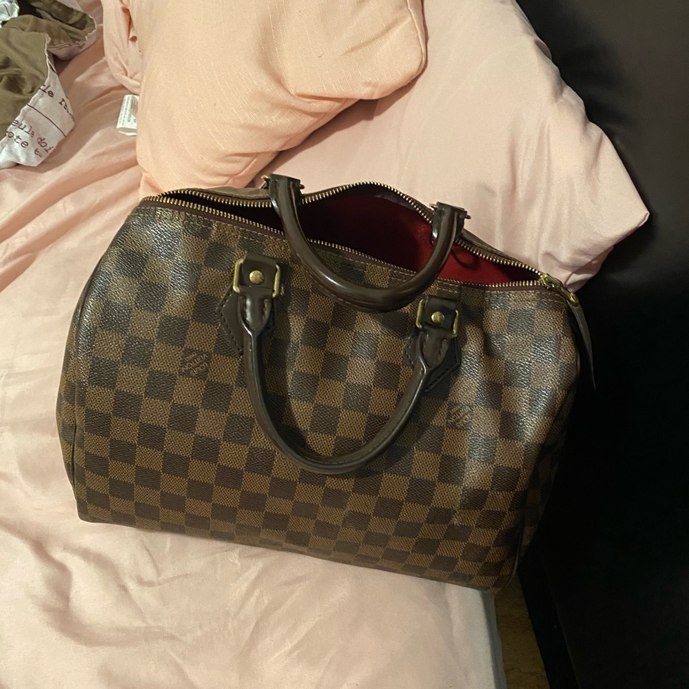 30 speedy with receipt pen marks in the inside